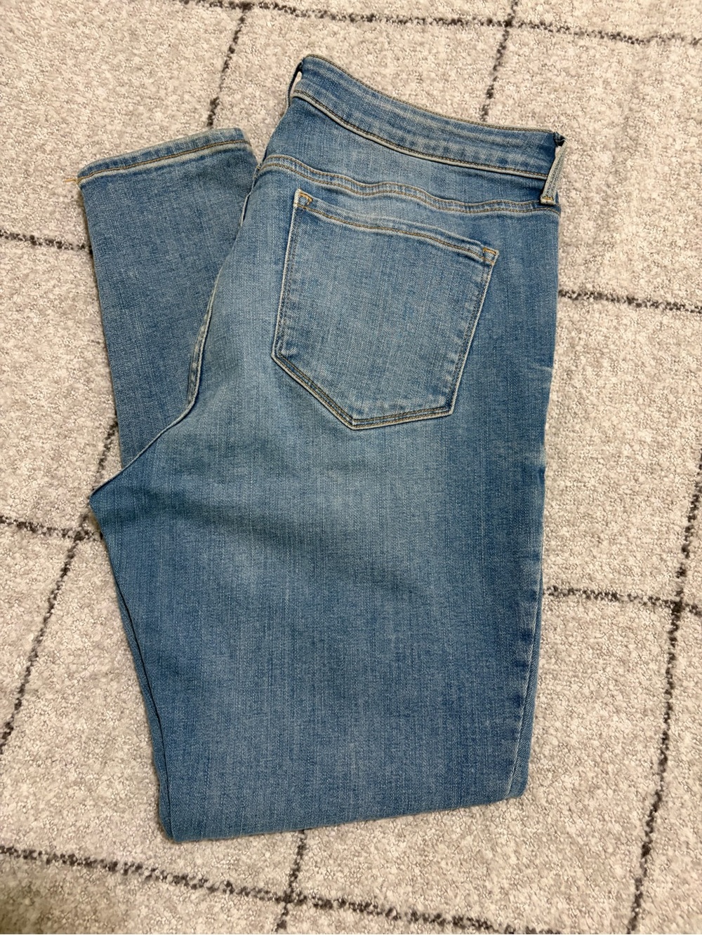 Old Navy Women's Light Blue Rockstar Super Skinny Jeans